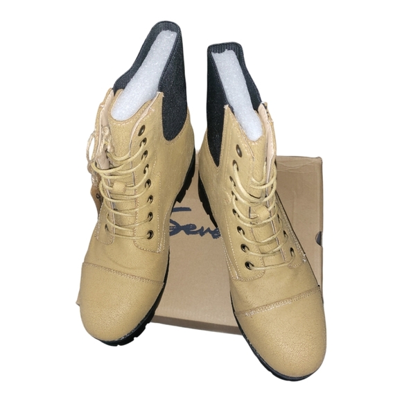 Seven7 Jadon construction style boot - Picture 3 of 7